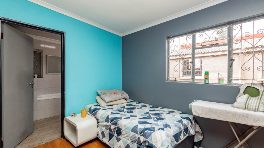 3 Bedroom Property for Sale in Heideveld Western Cape